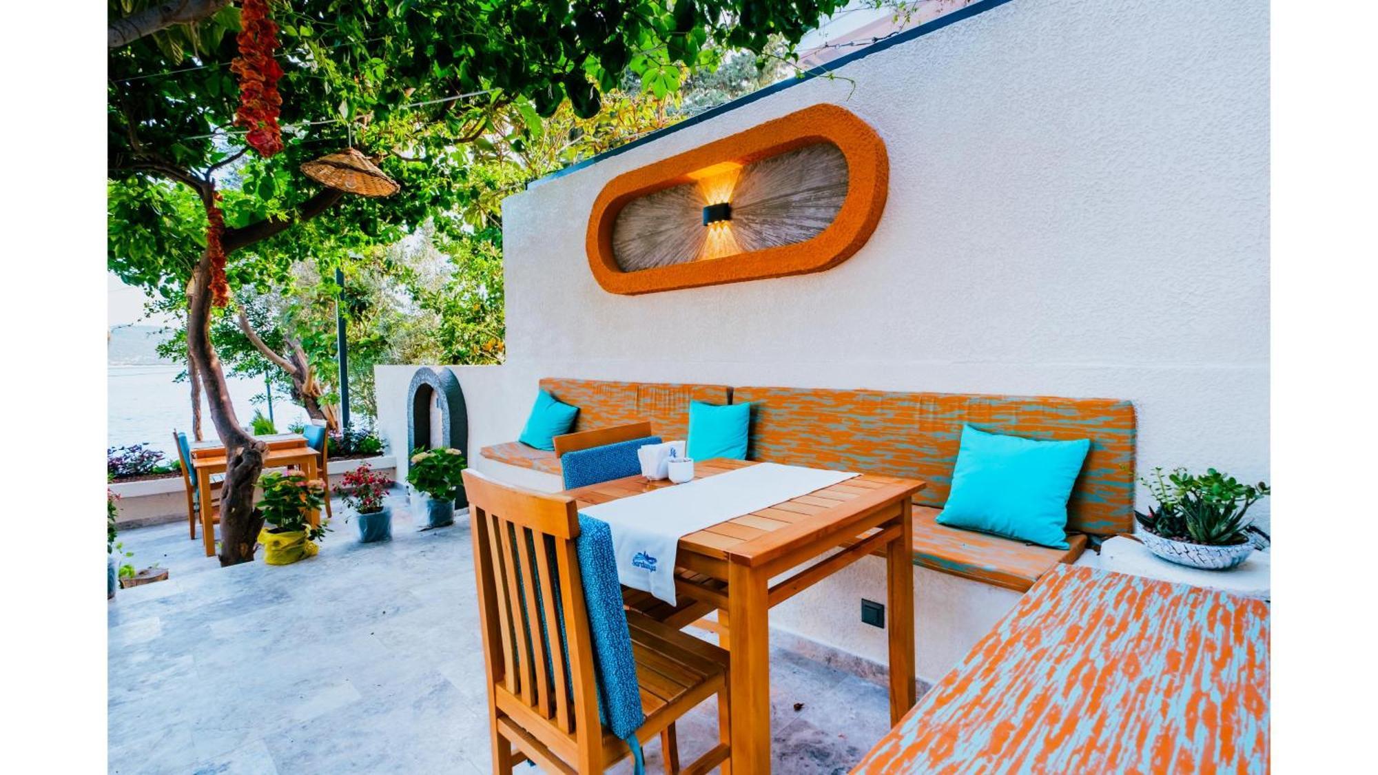 Sardunya Andifli Otel Kaş Esterno foto