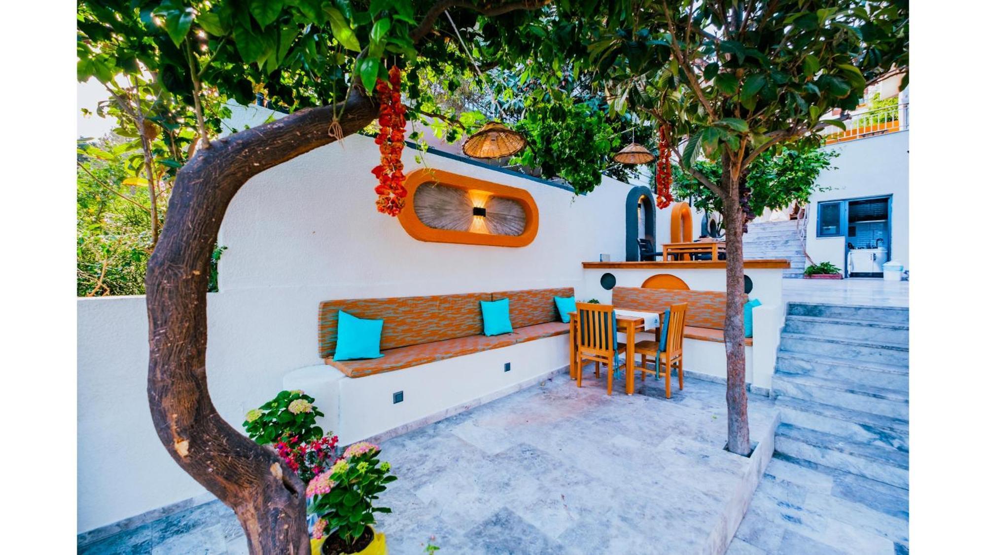 Sardunya Andifli Otel Kaş Esterno foto