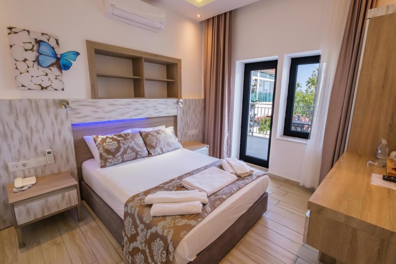 Sardunya Andifli Otel Kaş Esterno foto